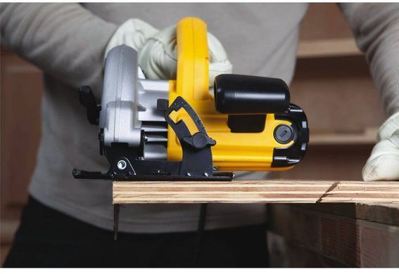Пила дисковая сетевая DeWALT DWE560K 1514764 фото