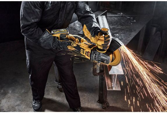 Шлифмашина угловая - болгарка бесщеточная аккумуляторная DeWALT DCG460NK 1514915 фото