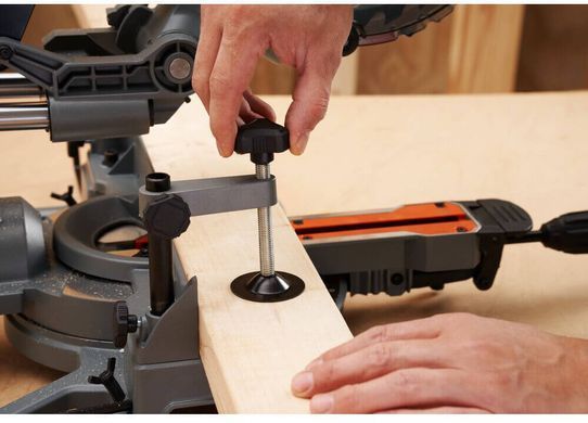 Пила торцювальна мережева BLACK+DECKER BES701 1514822 фото