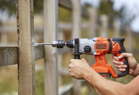 Аккумуляторный перфоратор BLACK+DECKER BCD900D1S 1514678 фото