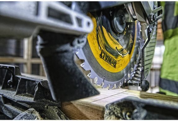 Пила торцювальна акумуляторна безщіткова DeWALT DCS727N 1514829 фото