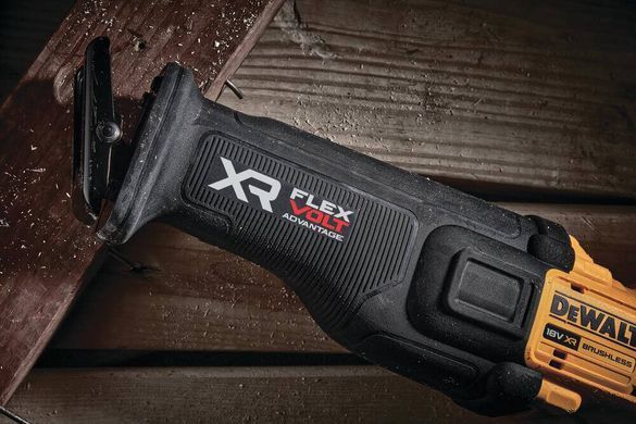 Пила шабельна акумуляторна DeWALT DCS386NT 1514803 фото