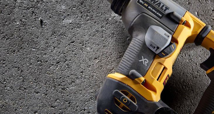 Перфоратор аккумуляторный SDS PLUS DeWALT DCH172NT 1514685 фото