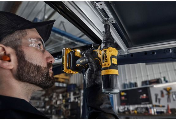 Заклепочник акумуляторний безщітковий DeWALT DCF403NT 1517969 фото