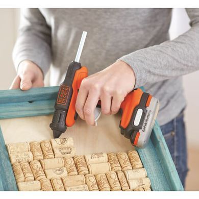 Пистолет клеевой аккумуляторный BLACK+DECKER BDCGG12N 1514842 фото