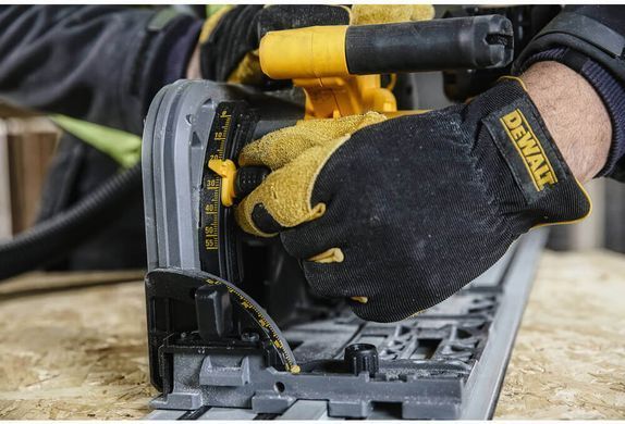 Пила дисковая погружная аккумуляторная DeWALT DCS520NT 1514743 фото