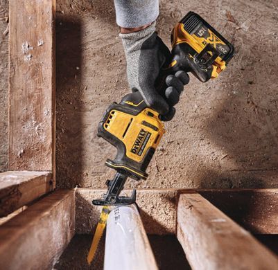 Пила шабельна акумуляторна безщіткова DeWALT DCS369NT 1514800 фото
